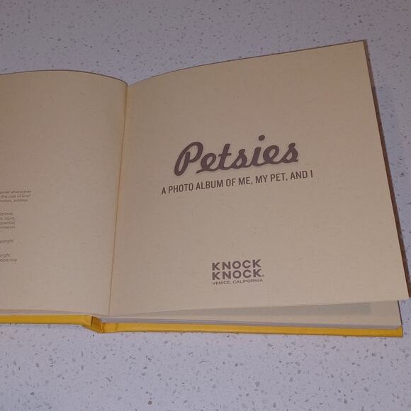 NEW Petsies a Photo Album of Me, My Pet, and I Photo Album Book - Picture 3 of 5